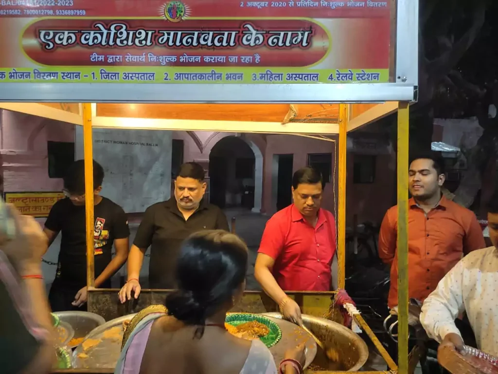 Feeding the Homeless: Spreading Hope Across Ballia’s Streets